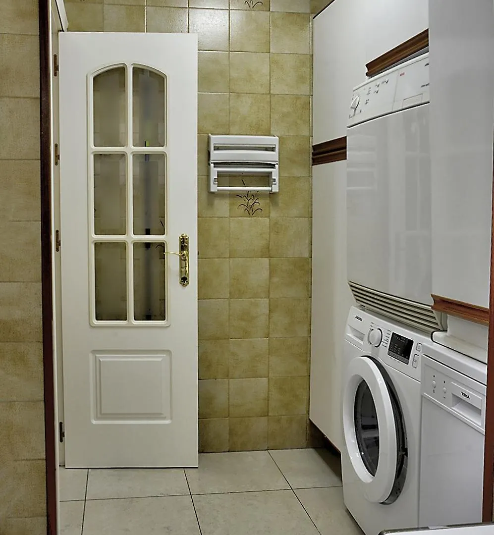 Apartamento Triana Maestro Guerrero Sevilla 0*,  España